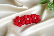 Load image into Gallery viewer, Daisy Pearl Crochet Hair Clip | More Colours
